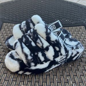 UGG'S Marble Fluff Yeahs women's size 7